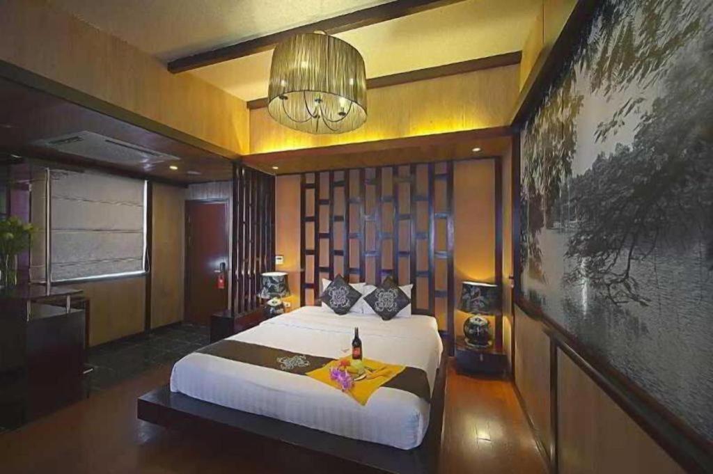 Hanoi Antique Legend Hotel Buitenkant foto