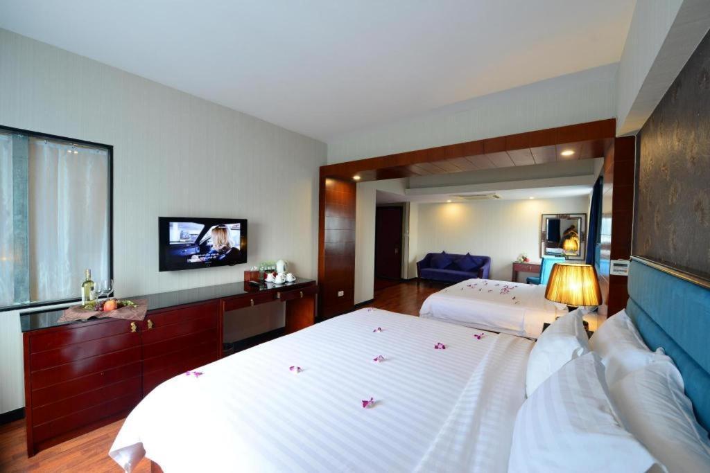 Hanoi Antique Legend Hotel Buitenkant foto
