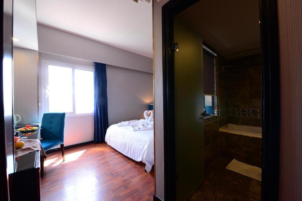 Hanoi Antique Legend Hotel Buitenkant foto
