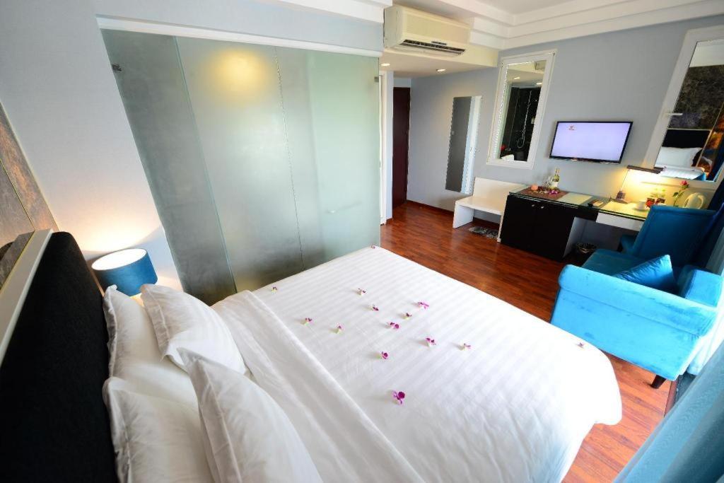 Hanoi Antique Legend Hotel Buitenkant foto