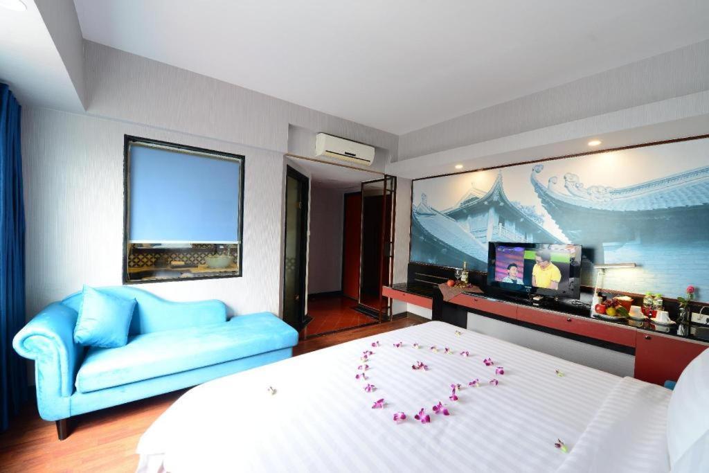 Hanoi Antique Legend Hotel Buitenkant foto