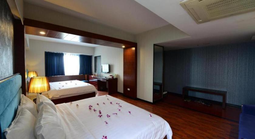 Hanoi Antique Legend Hotel Buitenkant foto